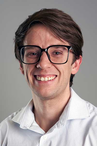 Simon Meredith, DO