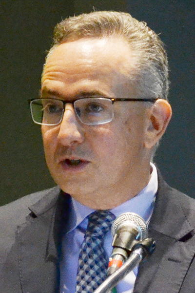Alexander Niven, MD, FCCP