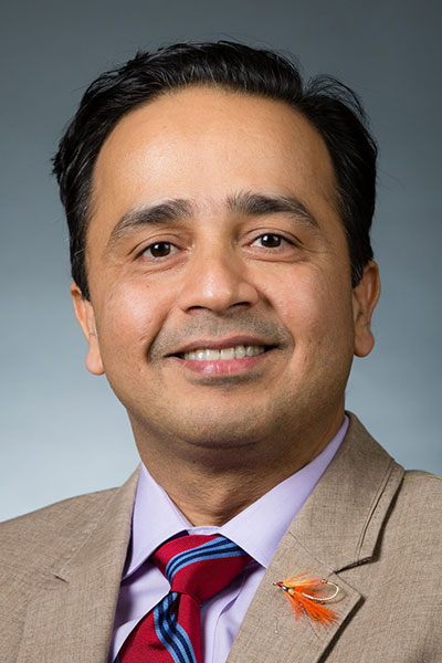 Munish Luthra, MD, FCCP